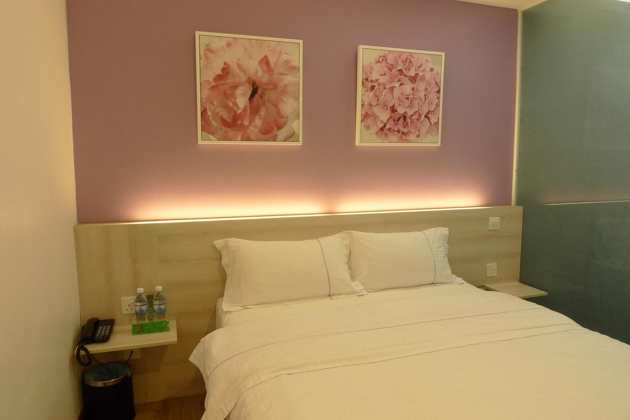 A+ Boutique Hotel Sekinchan Esterno foto