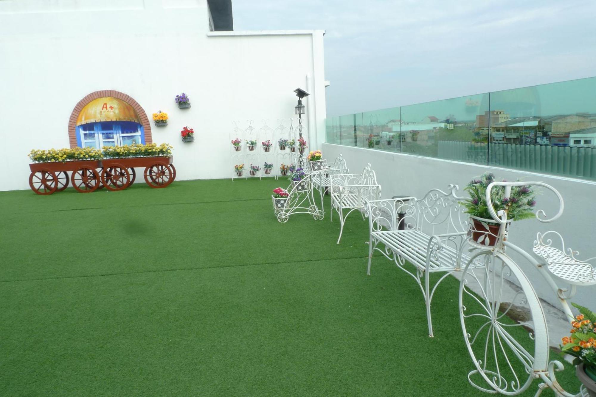 A+ Boutique Hotel Sekinchan Esterno foto
