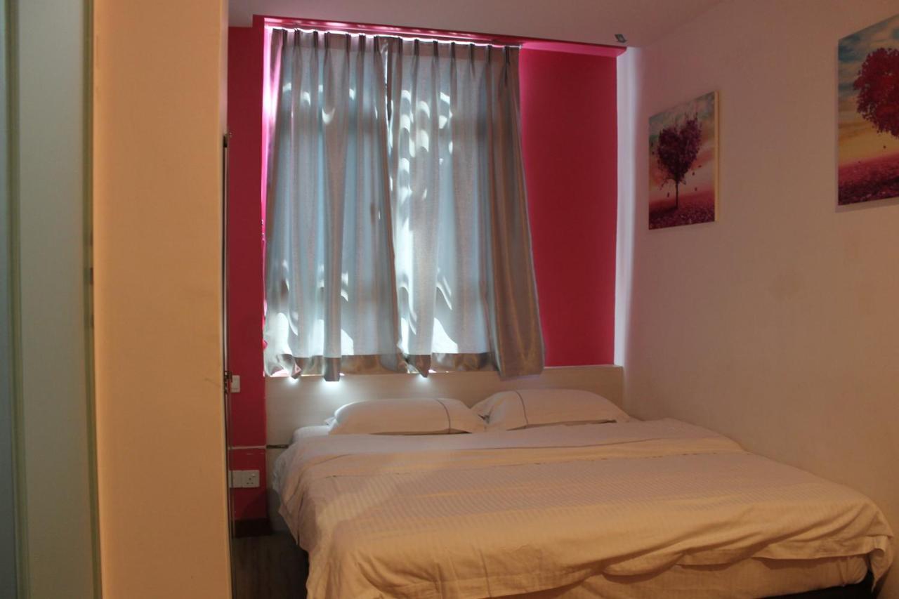 A+ Boutique Hotel Sekinchan Esterno foto