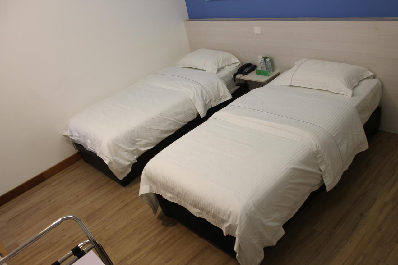 A+ Boutique Hotel Sekinchan Esterno foto