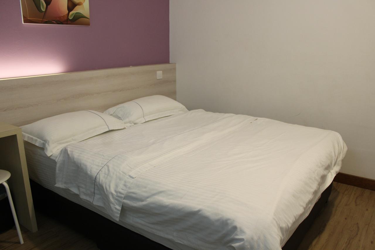 A+ Boutique Hotel Sekinchan Esterno foto