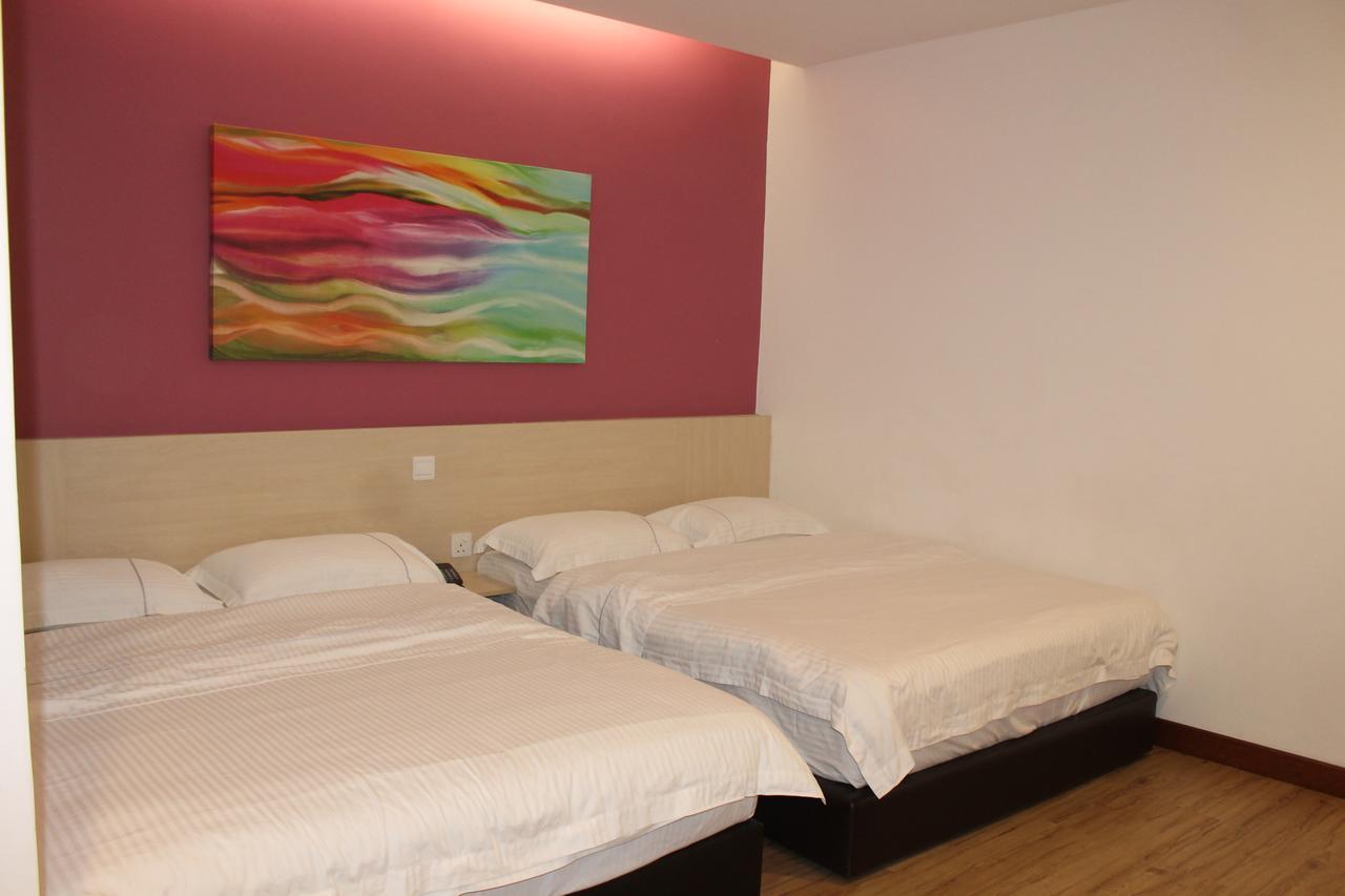 A+ Boutique Hotel Sekinchan Esterno foto