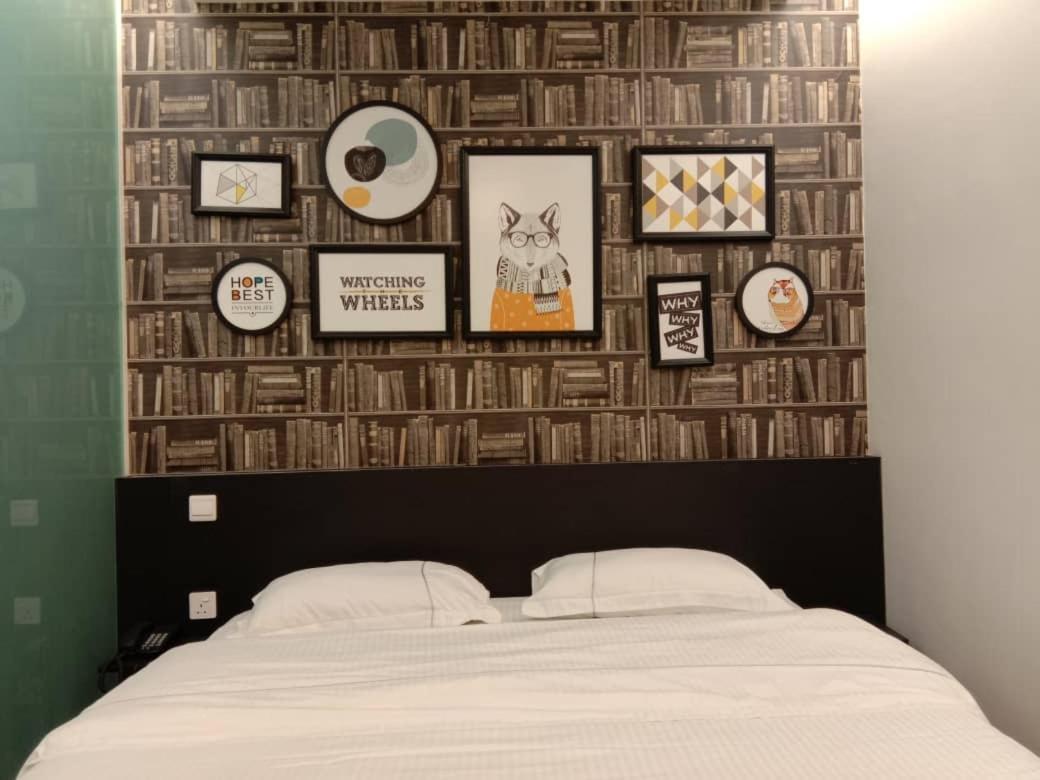 A+ Boutique Hotel Sekinchan Esterno foto